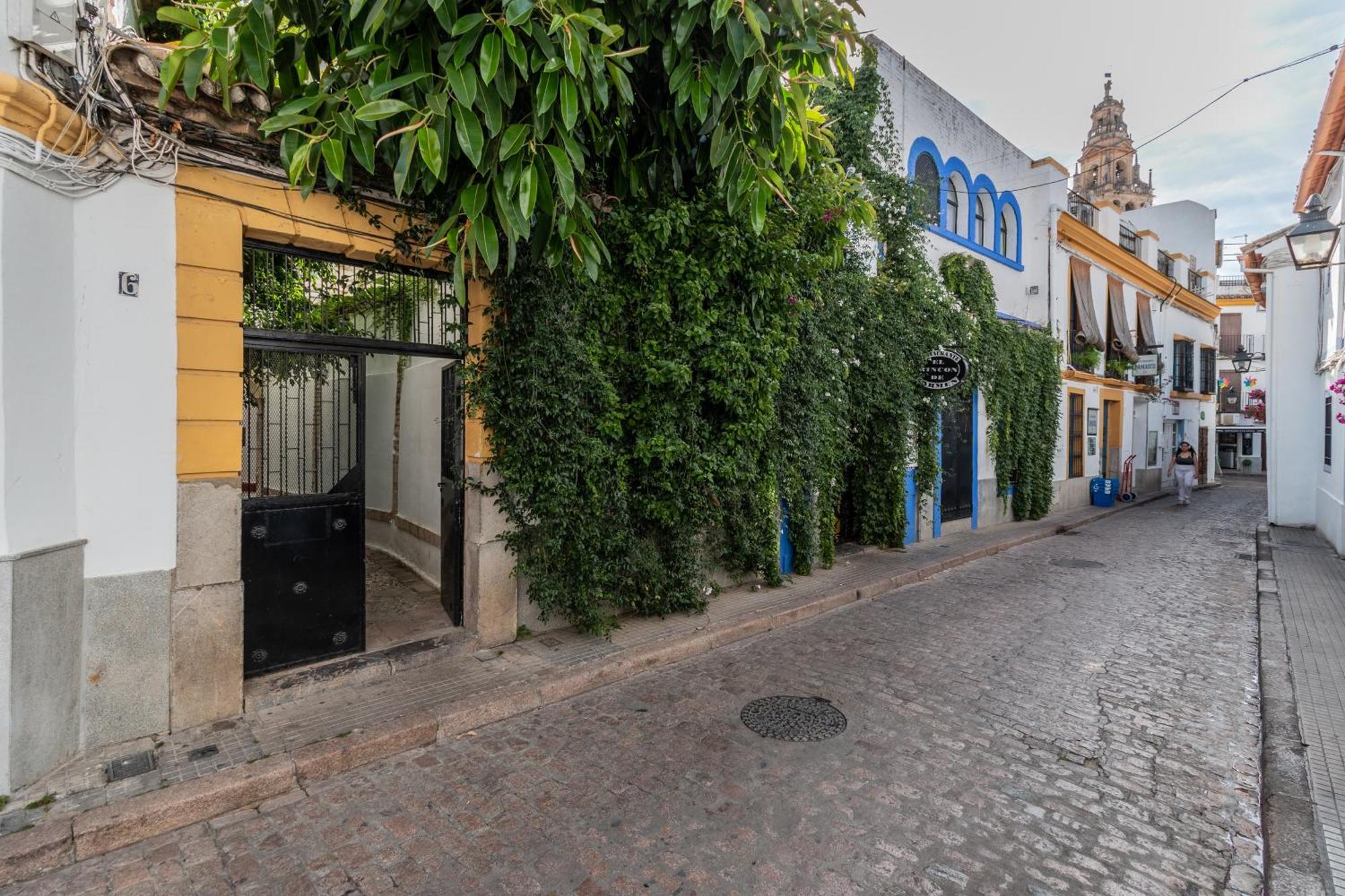 Luxury El Patio De La Juderia Apartment Кордоба Екстериор снимка